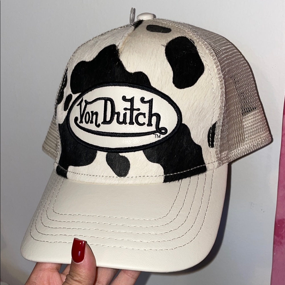 SOLD! Von Dutch Black and Cream Patterned Cap